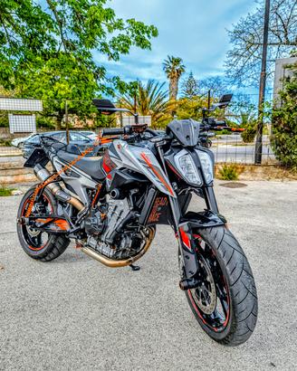 KTM Duke 790 2024