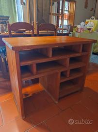 Tavolo da lavoro, o  per televisore e