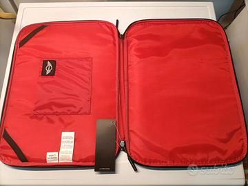 Borsa/custodia Mini nero lucido codice 80222321709