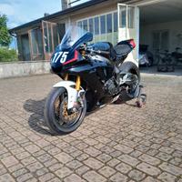 Yamaha YZF R1 - 2019