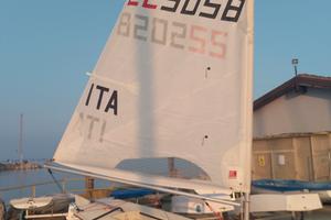 barca a vela- Laser standard