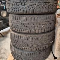 Pneumatici invernali + cerchi originali Audi A1