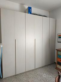 Armadio sei ante battenti grigio chiaro