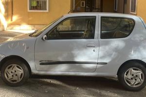 FIAT 600