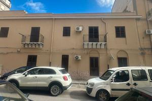 Accogliente 2 vani  zona Cantieri