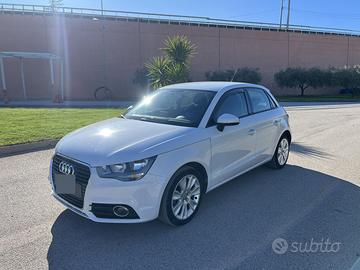 AUDI A1 1.6 90cv originale