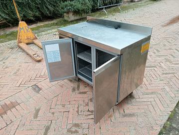 bancone  refrigerato inox