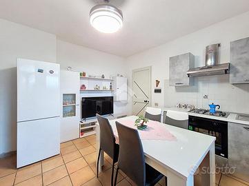 2 LOCALI A CASTELSARDO