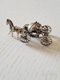 Soprammobile argento 800 "carrozza Cenerentola"