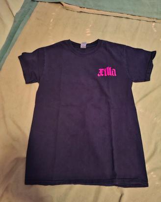 T-shirt nera 