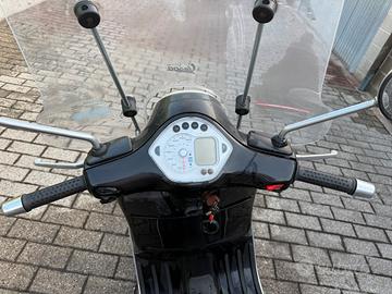 Scuter vespa 250