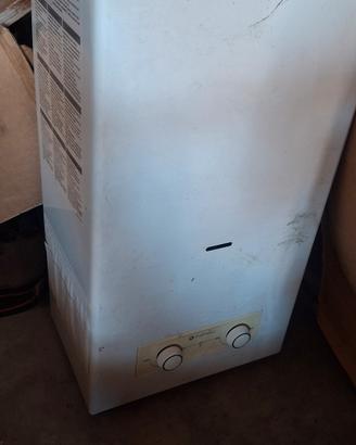 scaldabagno  a gas  chaffoteaux 