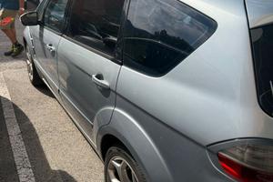 Auto usata a buon condizione della meccanica