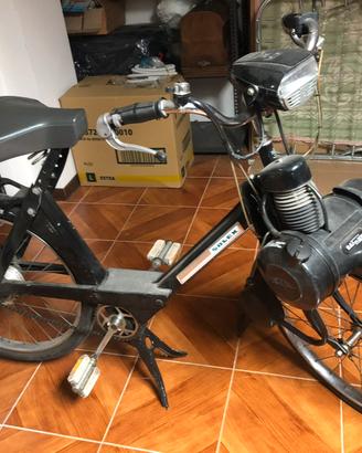 Celebre Velosolex (o comunemente Solex)