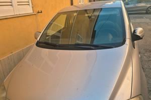 Volkswagen Fox 1.4 TDI 