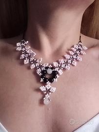 Collana Nero Rosa Floreale Pietre Quarzo rosa 