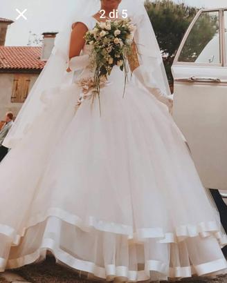 vestito da sposa in seta e tulle 
