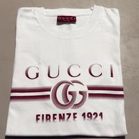 T-shirt Gucci logo