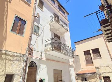 MONOLOCALE A ALTOFONTE