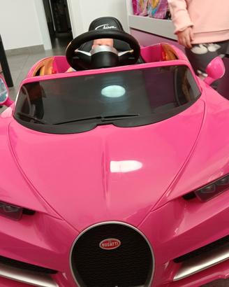 macchina giocattolo Bugatti