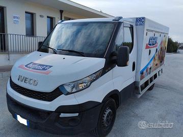 Iveco Daily 35S11 E5 con furgone Frigo