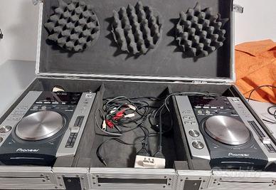 2 cdj 200 Pioneer più  fly case