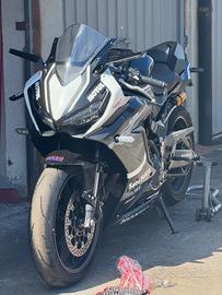 Cbr 650r 2023
