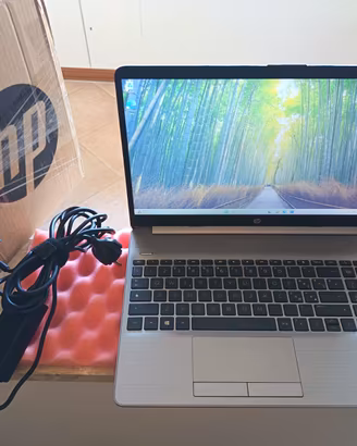 HP 15,6" FHD i5-10th 8-core 16GB 256GB SSD MVMe