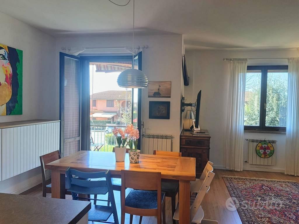 Appartamento di 120 m² con 3 locali e box auto a C - Vista 2