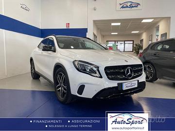 MERCEDES-BENZ GLA 200 Sport - Pack Night