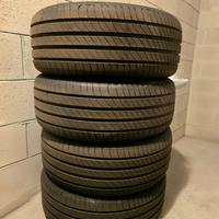 Gomme Estive Michelin 225/45 R17 – Pari al Nuovo