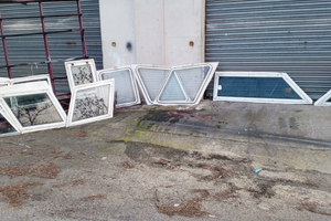 Finestre,parabrezza finestrini x barche da lavoro