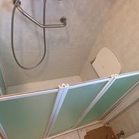 Box doccia per anziani o disabili 