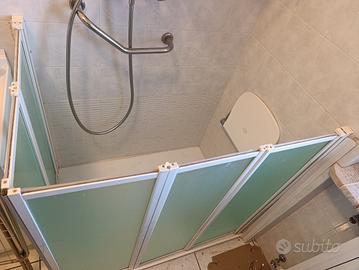 Box doccia per anziani o disabili 