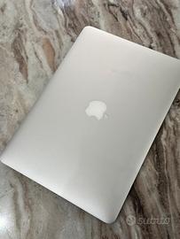 MacBook Pro 13” 2019 256GB pochi cicli batteria