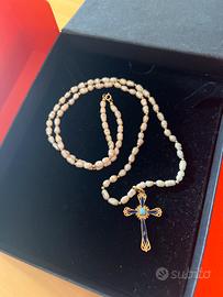 Collana di perle con ciondolo in oro 18 ka