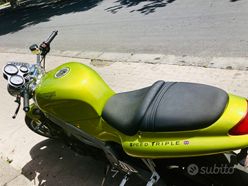Speed triple 955i 2001