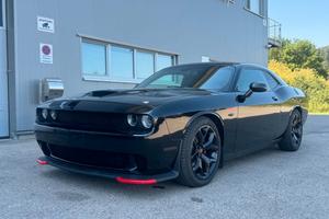 Dodge challenger 5.7 v8 