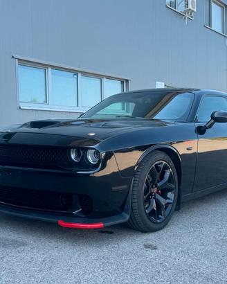 Dodge challenger 5.7 v8 
