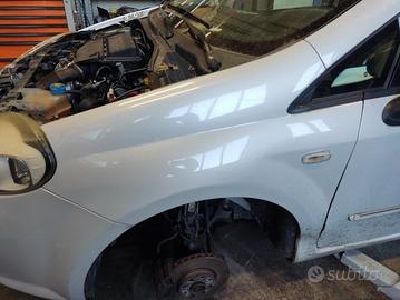 Parafango sinistro FIAT GRANDE PUNTO EVO del 2011