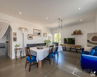 3 LOCALI A SANTA MARINA