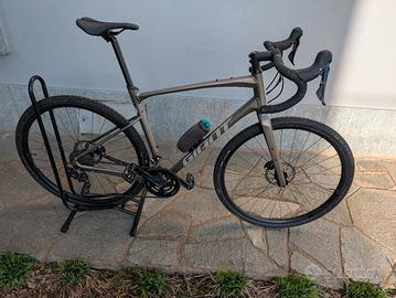 giant revolt Gravel L