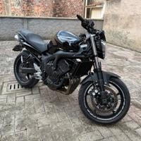 Yamaha FZ6 Total black