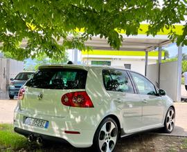 VOLKSWAGEN Golf 5ª serie