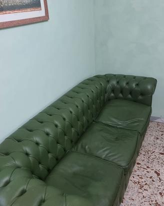 divano Chesterfield 