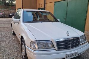 Mercedes perfett condizioni motore/carrozzeria