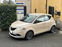 lancia-ypsilon-1-2-69-cv-5-porte-gold-finanziabile