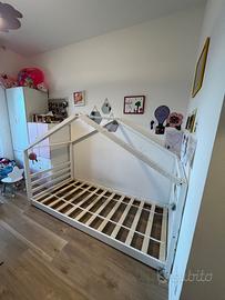 Letto in legno capanna