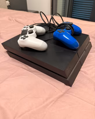 Playstation 4 + 2 dualshock