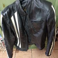 Abbigliamento motociclistico.